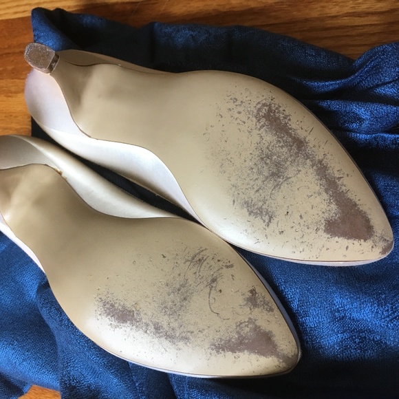 Coloriffic Women's 5M Satin Champagne  Preowned - Picture 5 of 6